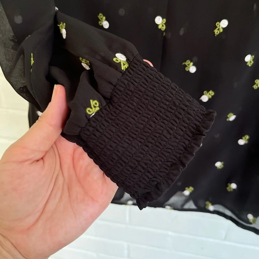 CAbi Algeria Floral Embroidered Sheer Blouse, SZ S EUC! - Picture 3 of 6